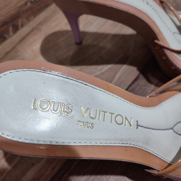 Authentic Louis Vuitton Clear Heels - Picture 10 of 14